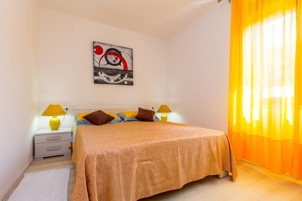 Apartments Racchi Banjole Exterior foto