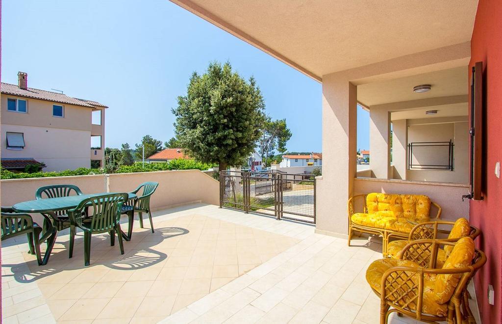 Apartments Racchi Banjole Exterior foto