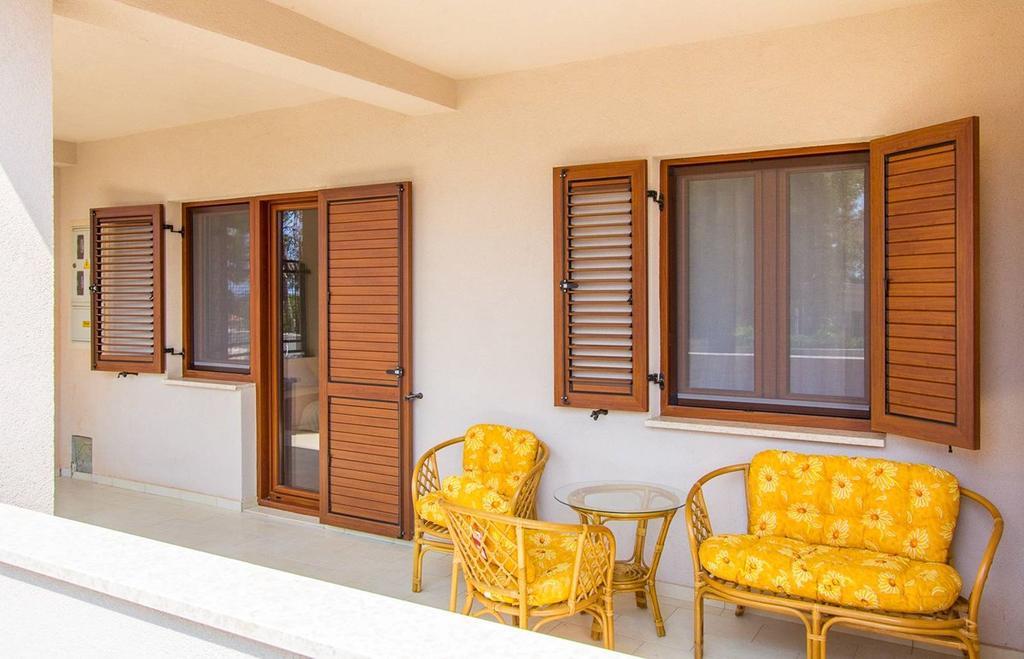 Apartments Racchi Banjole Exterior foto